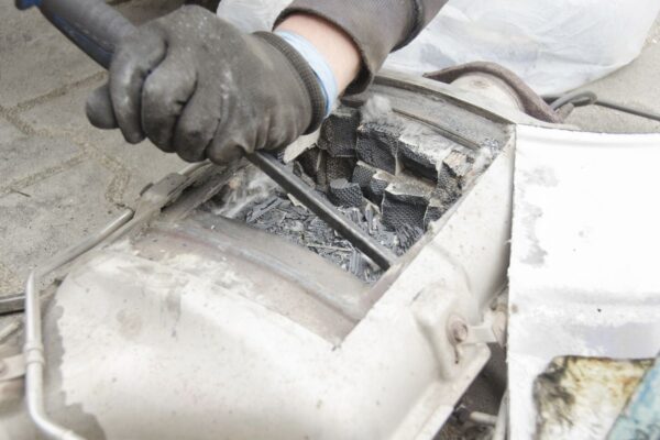What Are the Risks of Driving With a Damaged DPF? We Reveal the Secret of a Damaged Particulate Filter!