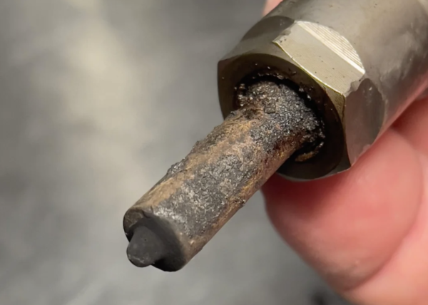 Analiza Procesów Starzenia Paliwa i Mechanizmów Powstawania Osadów we Wtryskiwaczach Diesel